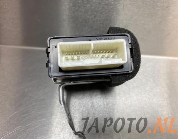 Wash Wipe Interval Relay LEXUS CT (ZWA10_)