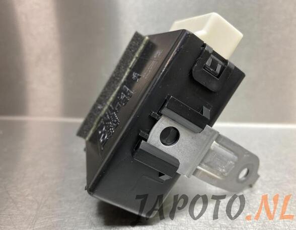 Wash Wipe Interval Relay LEXUS CT (ZWA10_)