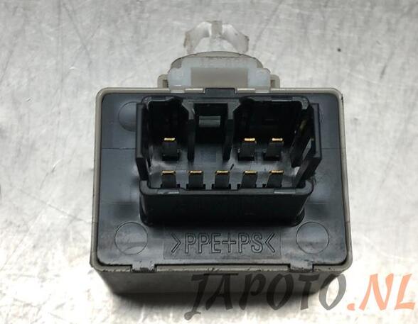 Wash Wipe Interval Relay TOYOTA GT 86 Coupe (ZN6_)