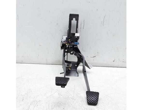 Pedal Assembly MITSUBISHI MIRAGE / SPACE STAR Hatchback (A0_A)