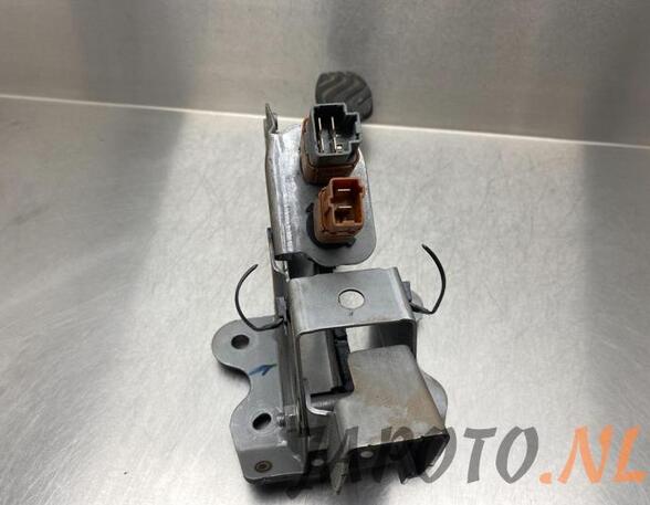 Pedal Assembly NISSAN QASHQAI II SUV (J11, J11_)