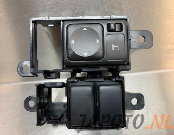 Mirror adjuster switch NISSAN JUKE (F15)