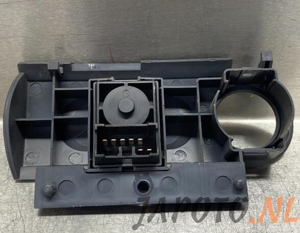 Mirror adjuster switch MITSUBISHI COLT VI (Z3_A, Z2_A), MITSUBISHI Colt VII (Z2_A)