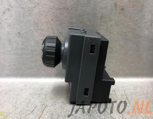 Mirror adjuster switch MITSUBISHI COLT VI (Z3_A, Z2_A), MITSUBISHI Colt VII (Z2_A)