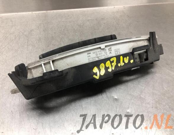 Daytime Running Light TOYOTA AYGO (_B4_)