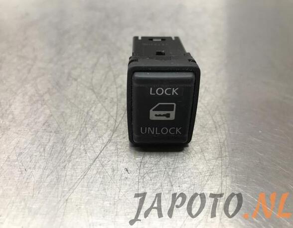 Switch for central lock NISSAN NOTE (E12)