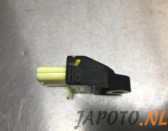 Sensor-airbag TOYOTA YARIS (_P13_)