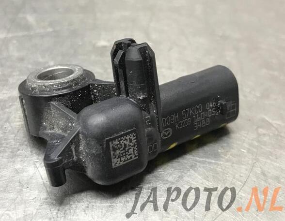 
Airbag Sensor von einem Mazda MX-5 (MX-5 ND 15-)
