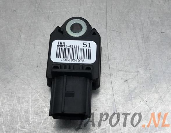 Sensor für Airbag Toyota Auris Touring Sports E180 8983102130 P19312231