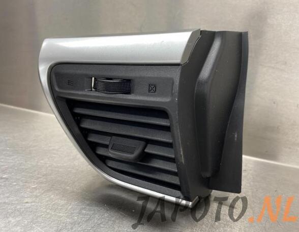 Dashboard ventilation grille SUBARU TREZIA