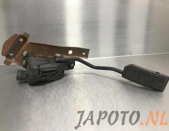 Accelerator pedal NISSAN ALMERA TINO (V10)