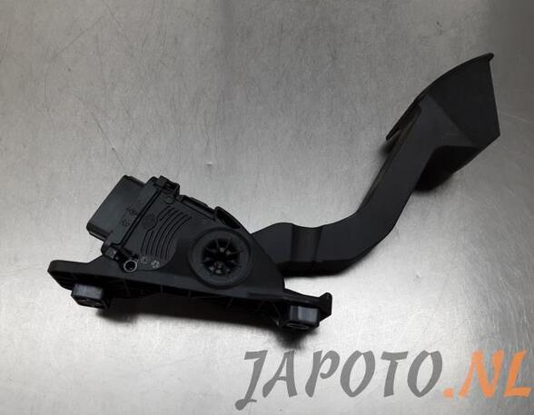 Accelerator pedal MITSUBISHI MIRAGE / SPACE STAR Hatchback (A0_A)