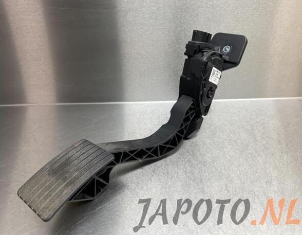 Accelerator pedal MITSUBISHI MIRAGE / SPACE STAR Hatchback (A0_A)