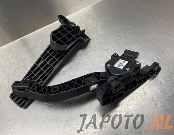 Accelerator pedal HYUNDAI i30 Estate (GD)