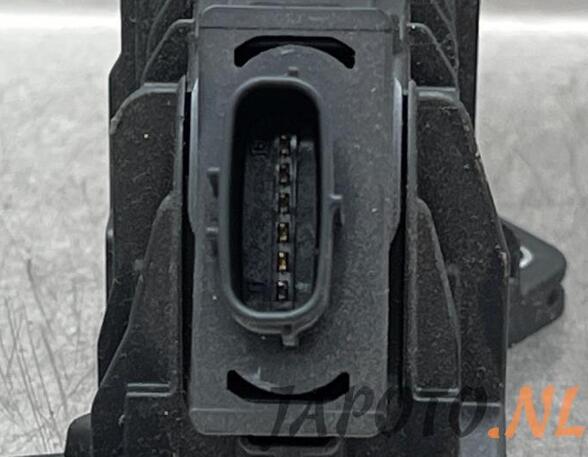 Accelerator pedal SUZUKI SWIFT V (AZ)