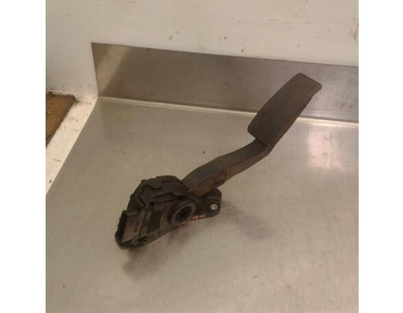 Accelerator pedal SUZUKI SWIFT III (MZ, EZ)