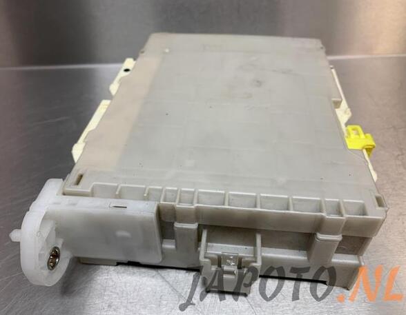 Control unit central electric (BCM) TOYOTA IQ (_J1_)