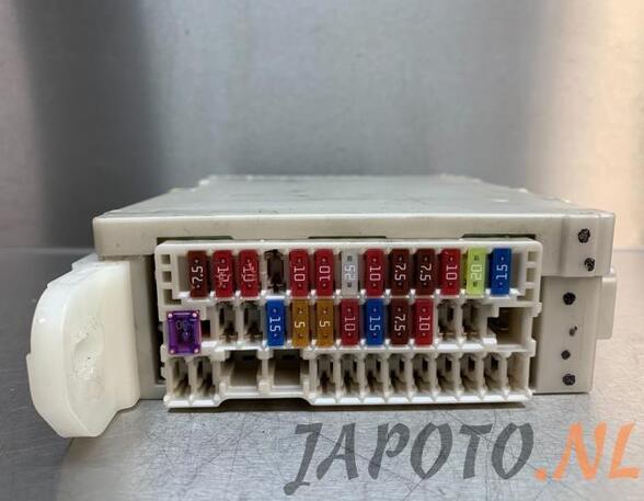 Control unit central electric (BCM) TOYOTA IQ (_J1_)