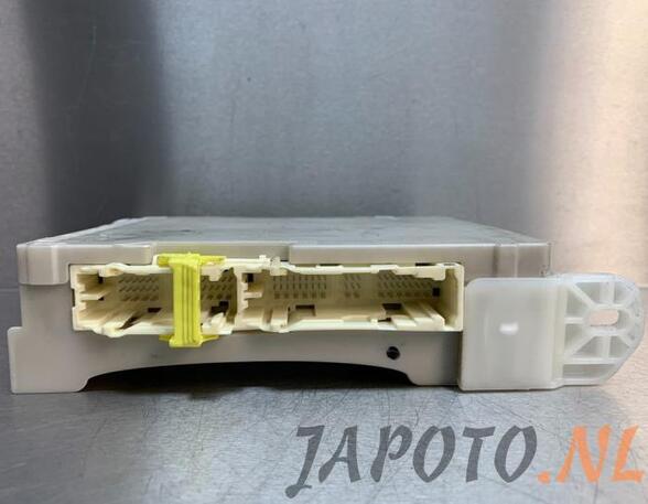 Control unit central electric (BCM) TOYOTA IQ (_J1_)