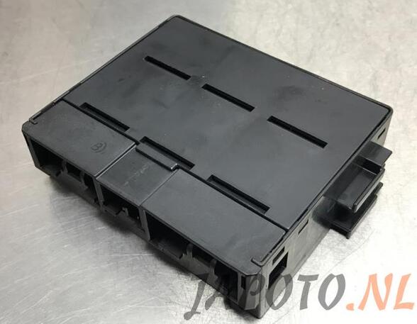 Control unit central electric (BCM) LEXUS IS C (GSE2_)