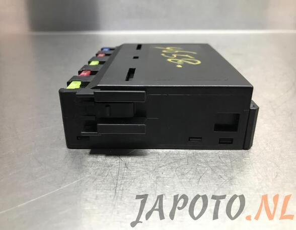 Control unit central electric (BCM) LEXUS IS C (GSE2_)