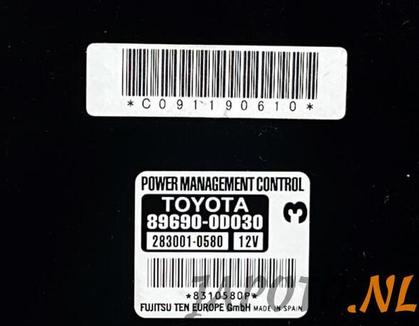 Control unit central electric (BCM) TOYOTA YARIS (_P13_)