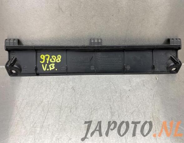 Closing plate KIA VENGA (YN)