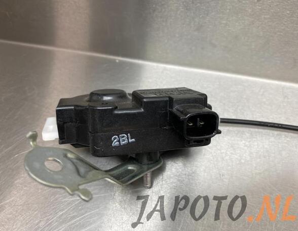 Servomotor for fuel filler flap LEXUS CT (ZWA10_)