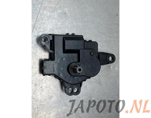 Servomotor for fuel filler flap KIA CEE'D Sportswagon (JD)