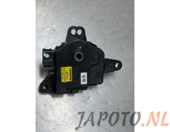 Servomotor for fuel filler flap KIA CEE'D Sportswagon (JD)