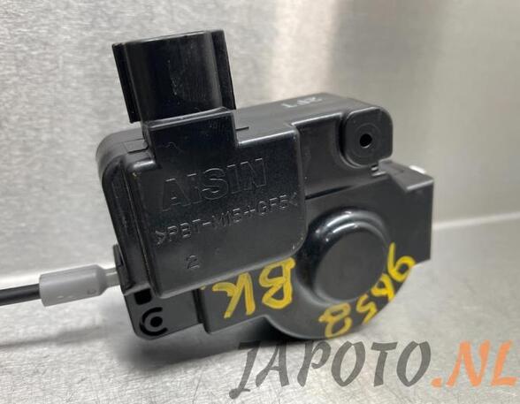 Servomotor for fuel filler flap LEXUS IS C (GSE2_)