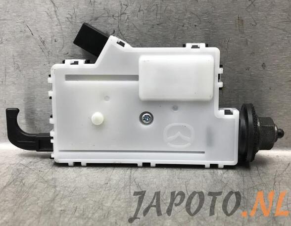 Servomotor for fuel filler flap MAZDA MX-5 IV (ND), MAZDA MX-5 RF Targa (ND)