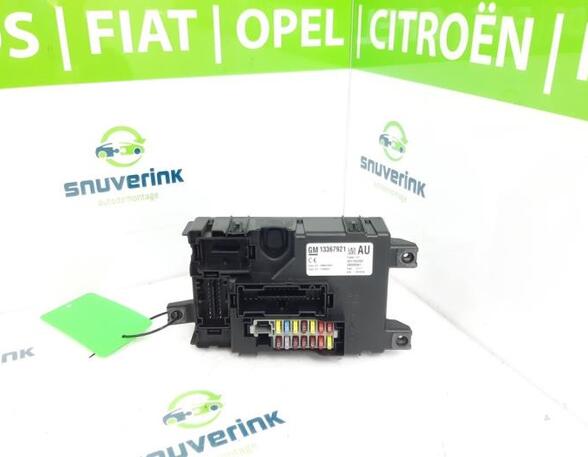 Fuse Box OPEL CORSA D (S07)