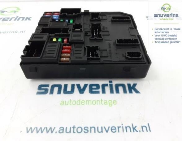 Fuse Box RENAULT MEGANE IV Hatchback (B9A/M/N_), RENAULT MEGANE E-TECH SUV