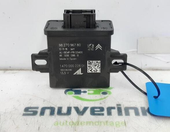 Control unit for lighting PEUGEOT 3008 SUV (MC_, MR_, MJ_, M4_)