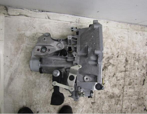 Manual Transmission PEUGEOT 208 I (CA, CC)