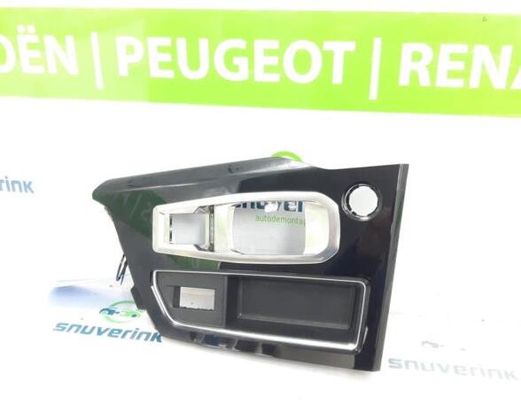 Center Console PEUGEOT 5008 II (MC_, MJ_, MR_, M4_)