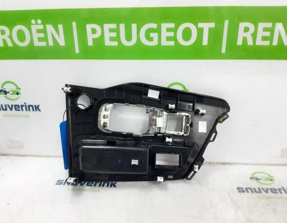 Center Console PEUGEOT 3008 SUV (MC_, MR_, MJ_, M4_)