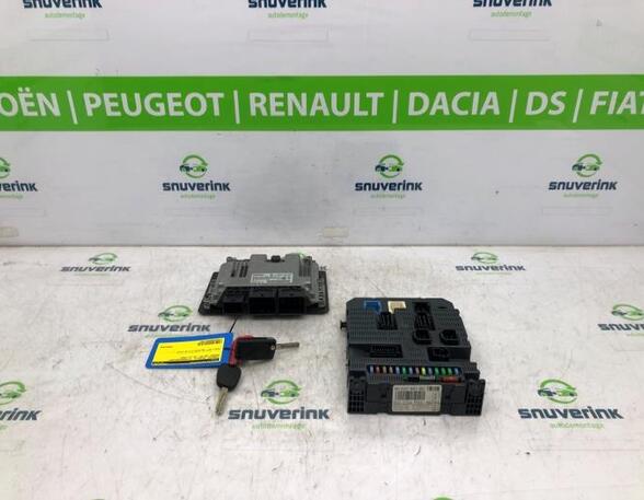 Regeleenheid motoregeling PEUGEOT 308 I (4A, 4C), PEUGEOT 308 SW I (4E, 4H)