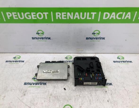 Control unit for engine PEUGEOT 206 Schrägheck (2A/C), PEUGEOT 206 Stufenheck (--)