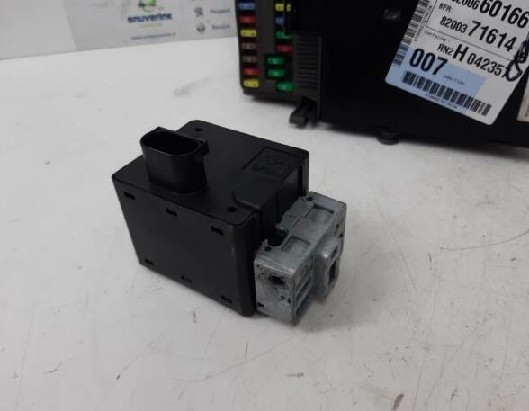 Control unit for engine RENAULT Laguna II (BG0/1)