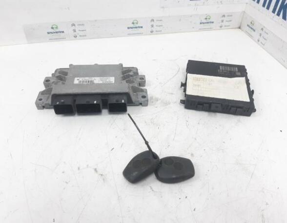 Control unit for engine RENAULT Twingo II (CN0)