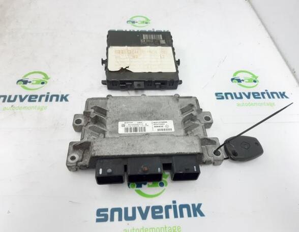 Control unit for engine RENAULT Twingo II (CN0)