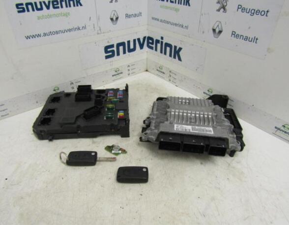 Control unit for engine PEUGEOT 407 (6D)