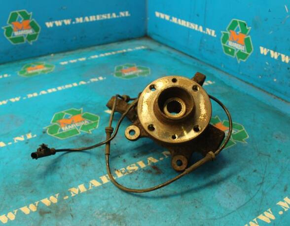 Stub Axle NISSAN Micra III (K12)