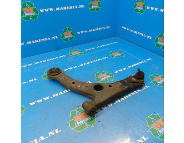 Querlenker links vorne Toyota Corolla Liftback E12  P4032344