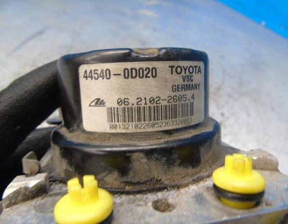 Pumpe ABS Toyota Yaris P13 445400D020 P21169694