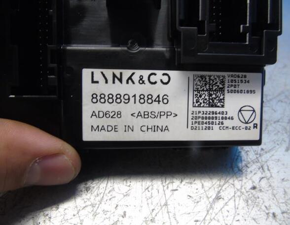 Control unit for heating and ventilation LYNK & CO 1