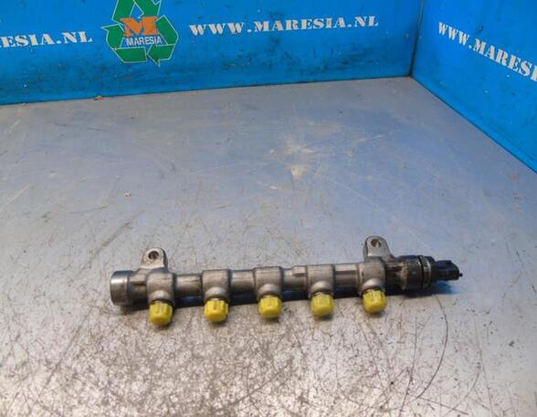 Petrol Fuel Rail KIA SPORTAGE (SL)