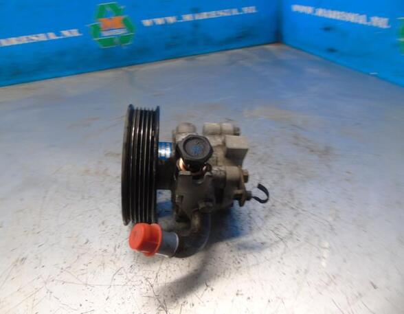 Power steering pump KIA Carens III Großraumlimousine (UN)